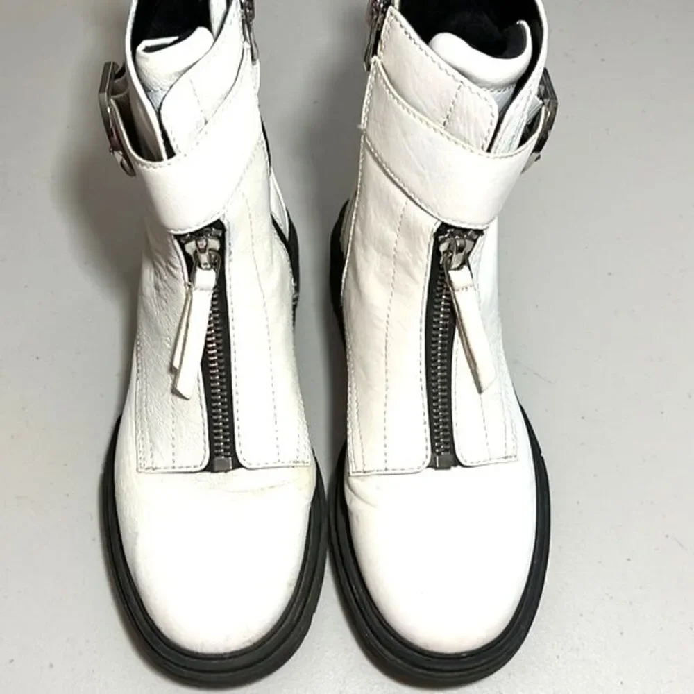 DKNY Laina Lug Sole Booties White Size 9.5